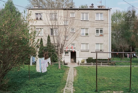 Bloki na osiedlu pracowniczym PGR w Nowej Wsi Niemczańskiej