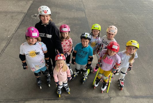 Wrocław Rolkuje: Letnia Półkolonia Rolkarska 2026 w Tarczyński Arena!