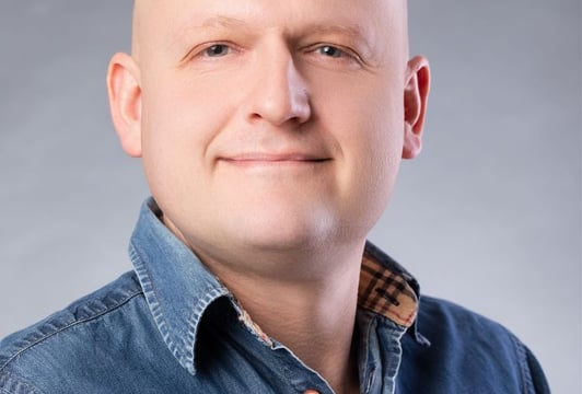 Psycholog dziecięcy Piotr Janoszka