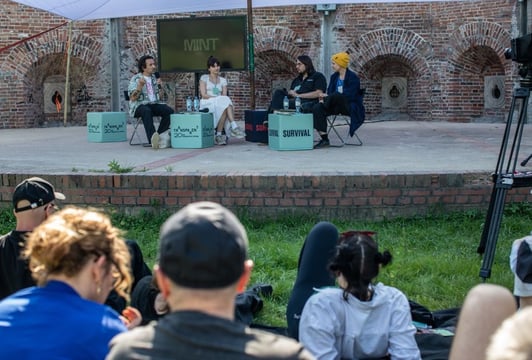 Rozmowa na Scenie Społecznej we współpracy z Mint Magazine podczas 23. Przeglądu Sztuki SURVIVAL