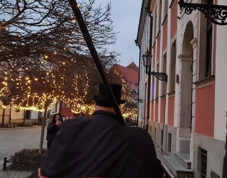 „Podążaj za latarnikiem” – spacer po Wrocławiu