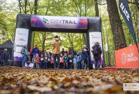 Cykl CITY TRAIL