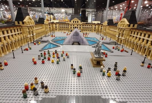 Wystaw budowli z klocków LEGO® w Sky Tower