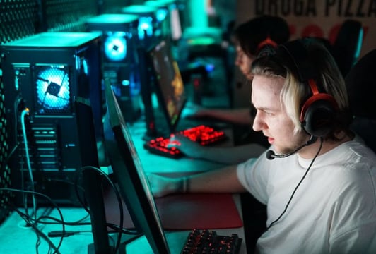 Arena27 – nowoczesny klub gamingowy