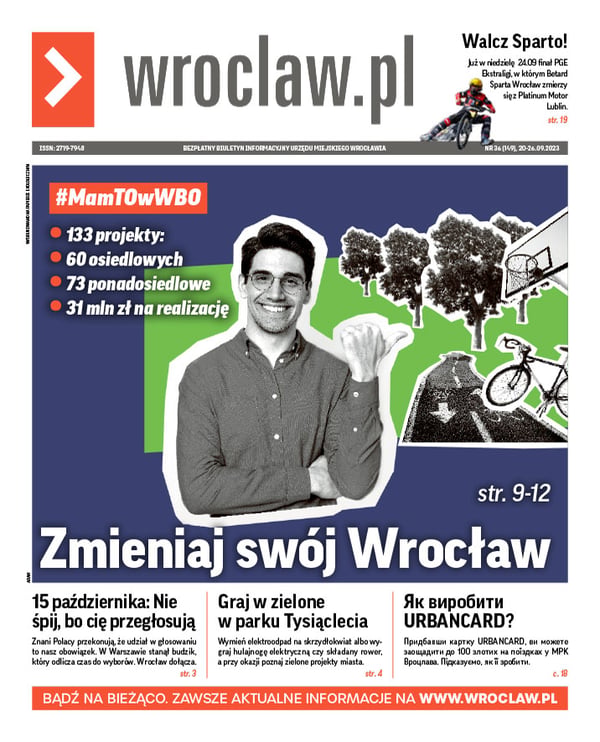Zdjecie okładki biuletynu - Mężczyzna pokazujący na drzewa, ścieżkę rowerową, rower i kosz do koszykówki