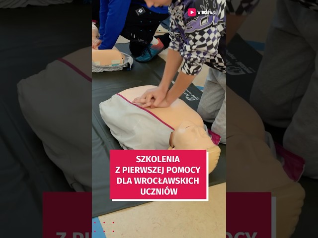 Wideo - Tysiąc uczniów przejdzie szkolenia z pierwszej pomocy do końca wakacji! #wroclaw