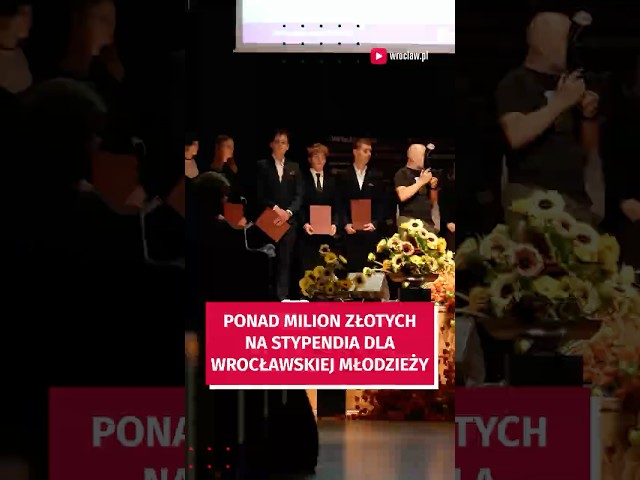 Wideo - Najzdolniejsi uczniowie we Wrocławiu ze stypendiami