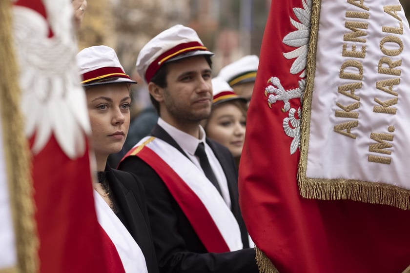 Uroczysta inauguracja roku akademickiego 2022 w Auli Leopoldyńskiej i Gaudeamus igitur na wrocławskim Rynku