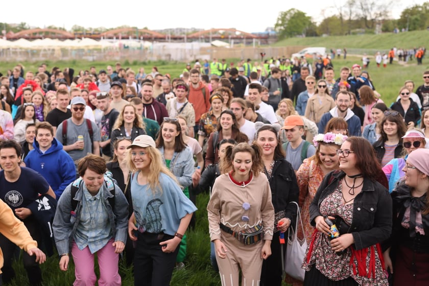 Juwenalia 2023 we Wrocławiu. Na zdjęciu studenci