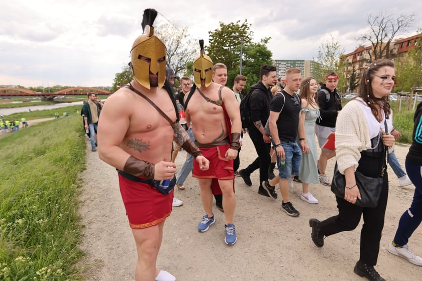 Juwenalia 2023 we Wrocławiu. Na zdjęciu studenci