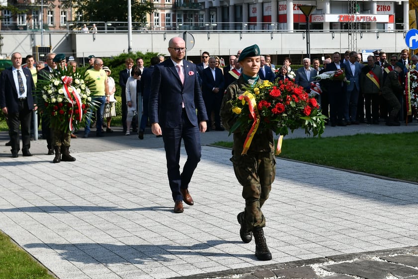 4 lipca pod pomnikiem Pomordowanych Profesorów Lwowskich