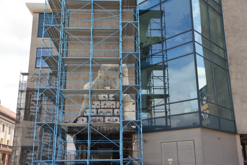 Remont zniszczonej w pożarze części CDN przy pl. Grunwaldzkim