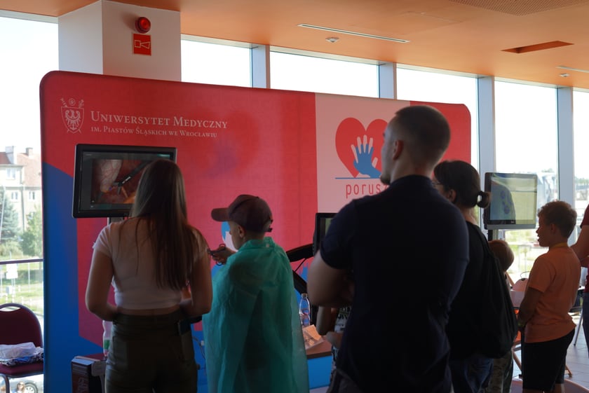 Galeria zdjęć z pierwszego dnia Dolnośląskiego Festiwalu Nauki 2023 we Wrocławiu