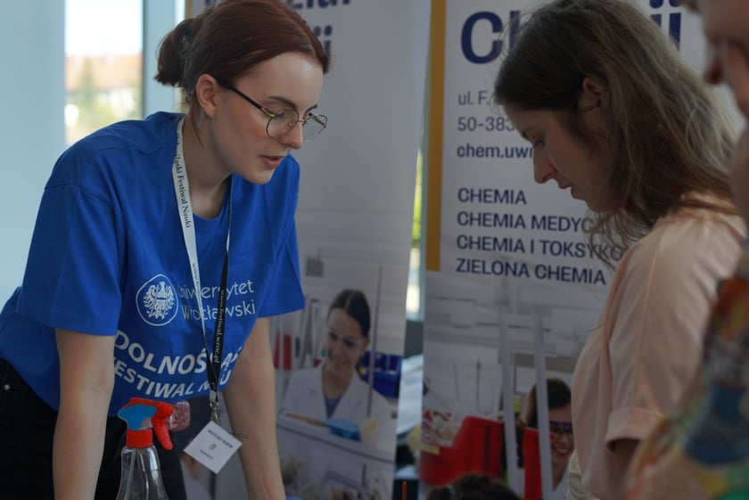 Galeria zdjęć z pierwszego dnia Dolnośląskiego Festiwalu Nauki 2023 we Wrocławiu