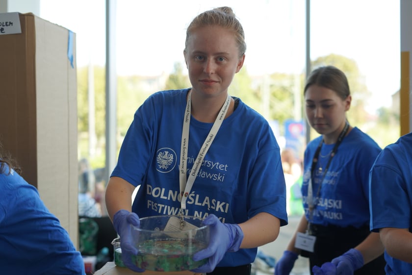 Galeria zdjęć z pierwszego dnia Dolnośląskiego Festiwalu Nauki 2023 we Wrocławiu