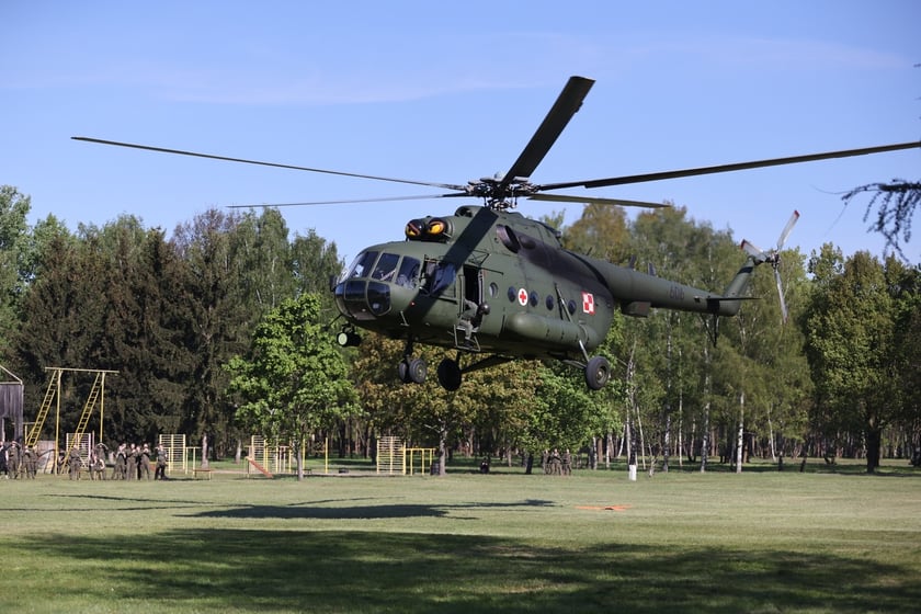 Ćwiczenia w szkole oficerskiej realizowano na podstawie doświadczeń z frontu w Ukrainie