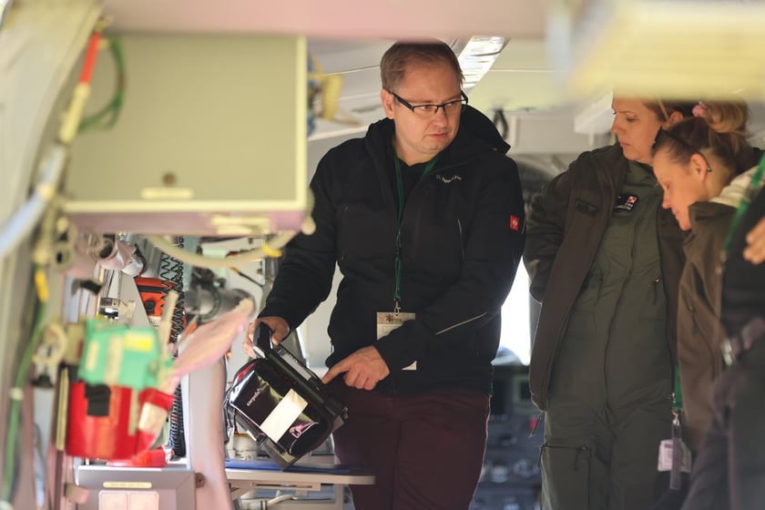 Ćwiczenia w szkole oficerskiej realizowano na podstawie doświadczeń z frontu w Ukrainie