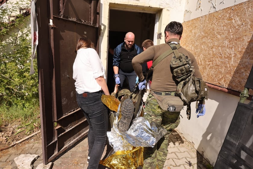 Ćwiczenia w szkole oficerskiej realizowano na podstawie doświadczeń z frontu w Ukrainie