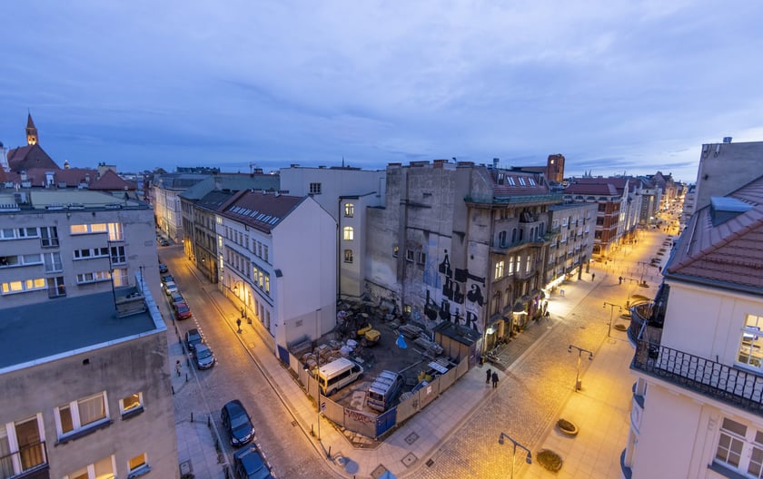 Działka po Kalogr&oacute;dku przy Kalamburze (styczeń 2023)