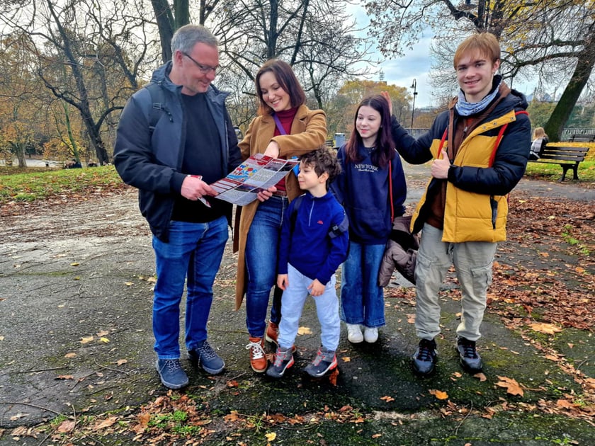 WrocWalk 2025 Anita Dudek, która przyjechała na wydarzenie z mężem Jackiem i trójką dzieci