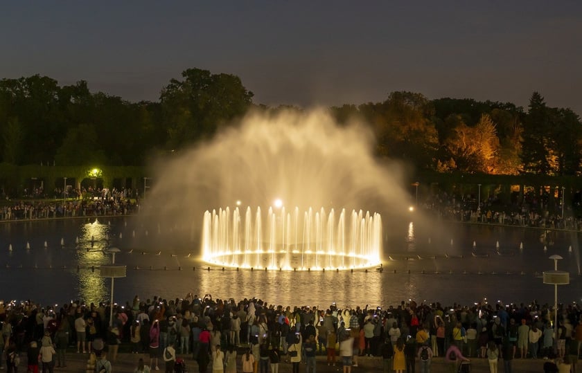 Pokaz fontanny multimedialnej we Wrocławiu. Pierwszy pokaz specjalny po dwuletniej przerwie