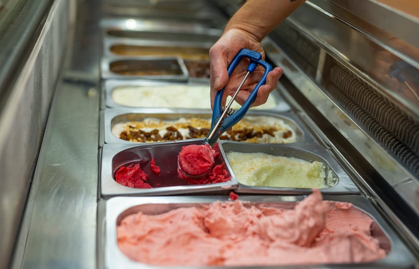 Lody normalne kuszą soczystymi kolorami