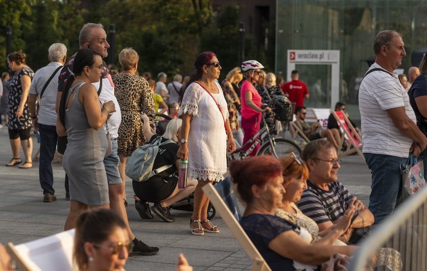 Wrocławska Potańcówka: wrocławianie tanecznie pożegnali wakacje na pl. Wolności [28.08.2022]