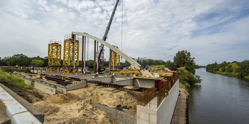 Budowa nowych mostów Chrobrego, wrzesień 2022