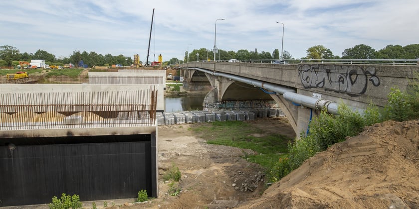 Budowa nowych mostów Chrobrego, wrzesień 2022