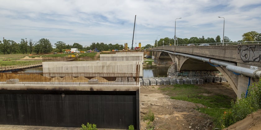 Budowa nowych mostów Chrobrego, wrzesień 2022
