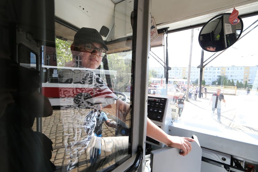 Dzień Otwarty Zajezdni Popowice 2022, zobacz stare autobusy i tramwaje