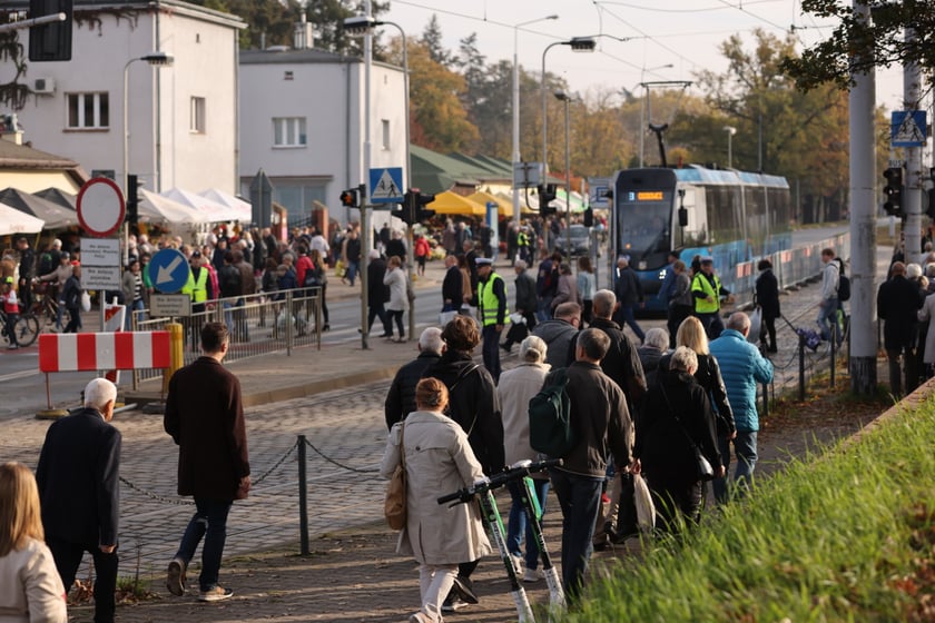 Cmentarz Osobowicki we Wrocławiu Wszystkich Świętych 2022