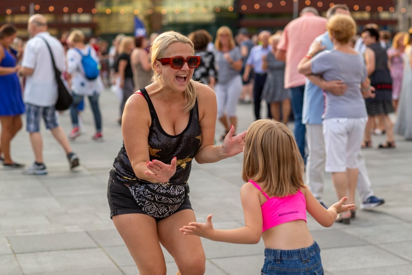 Wrocławska Potańcówka na placu Wolności