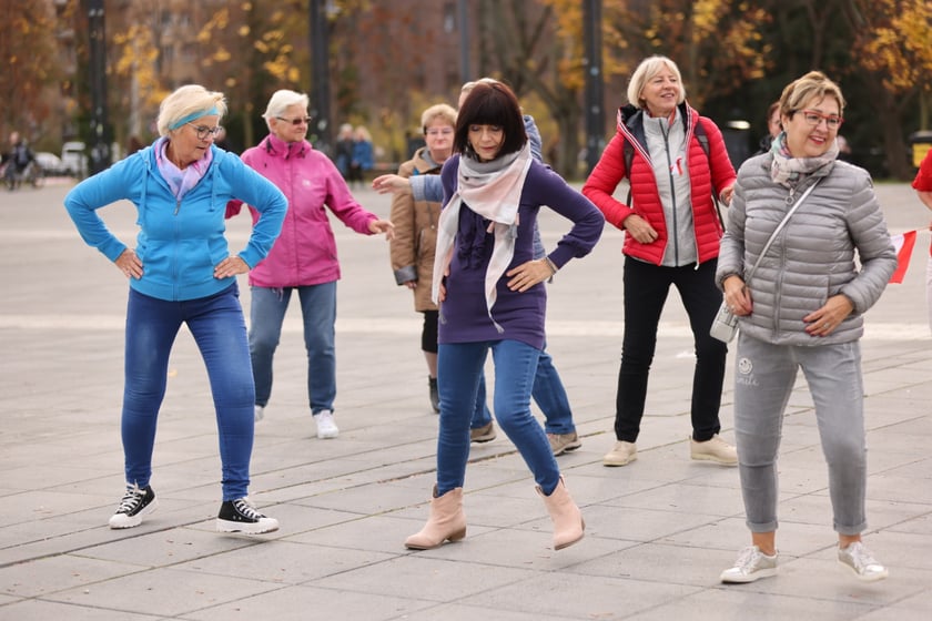 Wrocławska Potańcówki Wolność i WrocWalk Marathon 2022
