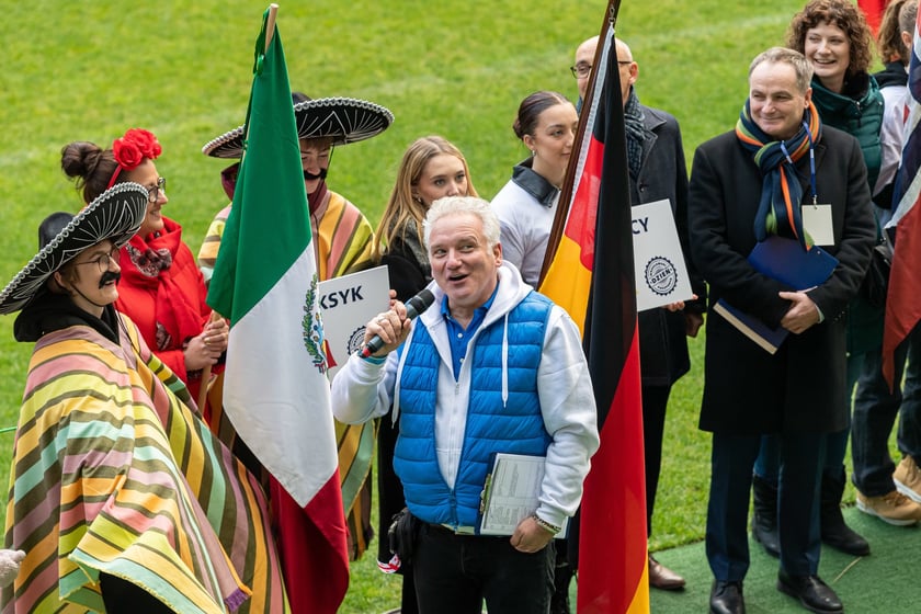 Wrocławski Dzień Paszportu. Parada konsluów oraz wydarzenia i spotkania podczas Dnia Paszportów