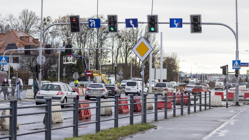 Na zdjęciu widać budowę linii autobusowo-tramwajowej na Nowy Dwór