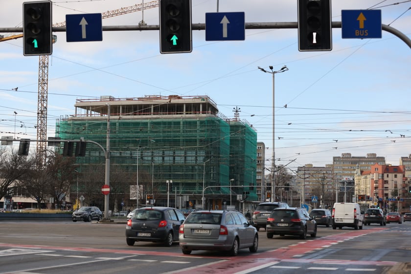 Okolice ulicy Legnickiej, placu Jana Pawła II i placu Strzegomskiego - styczeń 2023
