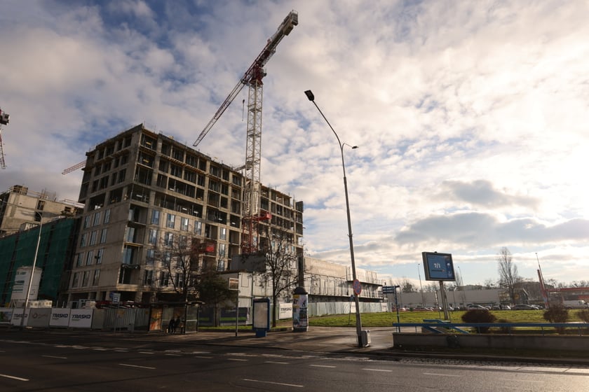 Okolice ulicy Legnickiej, placu Jana Pawła II i placu Strzegomskiego - styczeń 2023