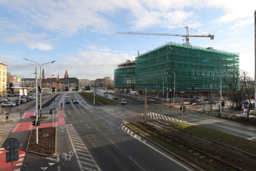 Okolice ulicy Legnickiej, placu Jana Pawła II i placu Strzegomskiego - styczeń 2023