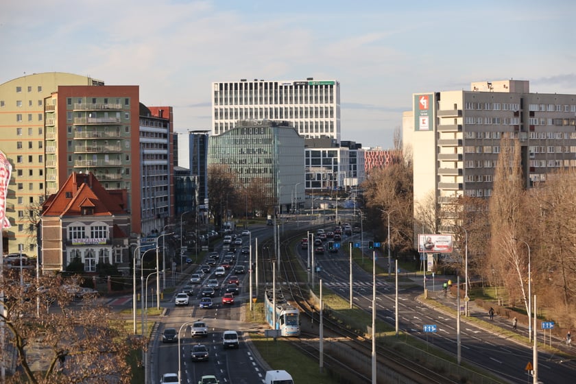 Okolice ulicy Legnickiej, placu Jana Pawła II i placu Strzegomskiego - styczeń 2023