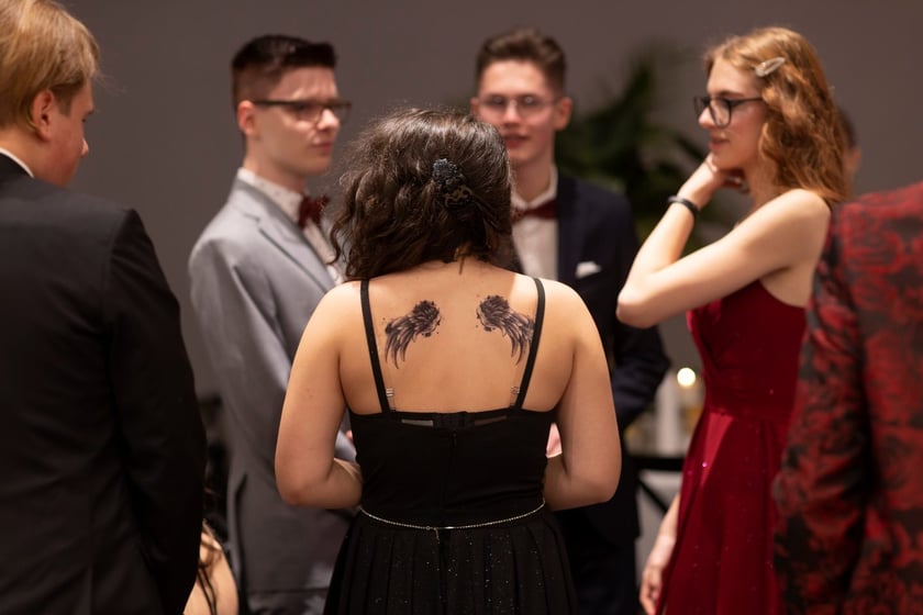 Studniówka XIV LO we Wrocławiu, 21 stycznia 2023 r., Hotel Q Plus na Bielanach Wrocławskich