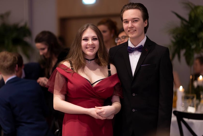 Studniówka XIV LO we Wrocławiu, 21 stycznia 2023 r., Hotel Q Plus na Bielanach Wrocławskich