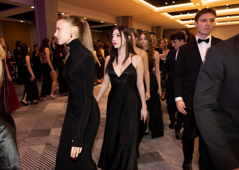 Studniówka XIV LO we Wrocławiu, 21 stycznia 2023 r., Hotel Q Plus na Bielanach Wrocławskich