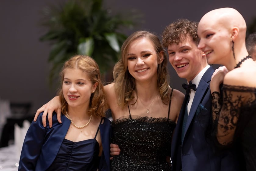 Studniówka XIV LO we Wrocławiu, 21 stycznia 2023 r., Hotel Q Plus na Bielanach Wrocławskich
