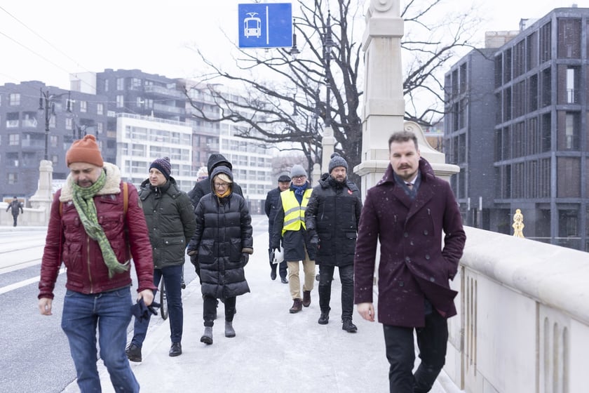 Mosty Pomorskie oddane do użytku dla pieszych i kierowców po trzyletnim remoncie