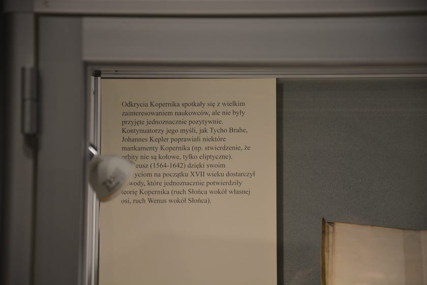 Zdjęcie z wystawy w bibliotece Uniwersytetu Wrocławskiego