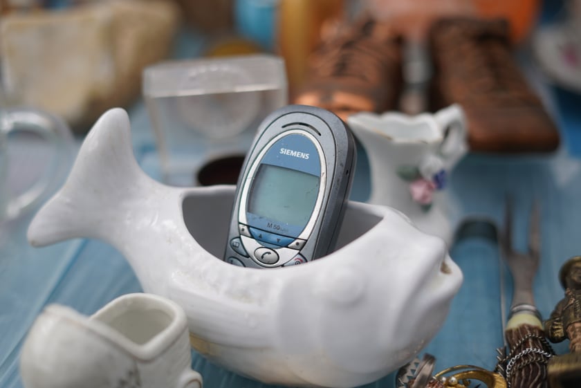 Giełda Staroci pod Iglicą przy Hali Stulecia we Wrocławiu