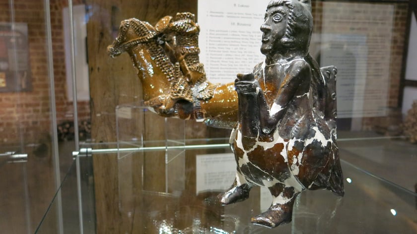 Przedmioty odnalezione podczas prac archeologicznych na Nowym Targu we Wrocławiu