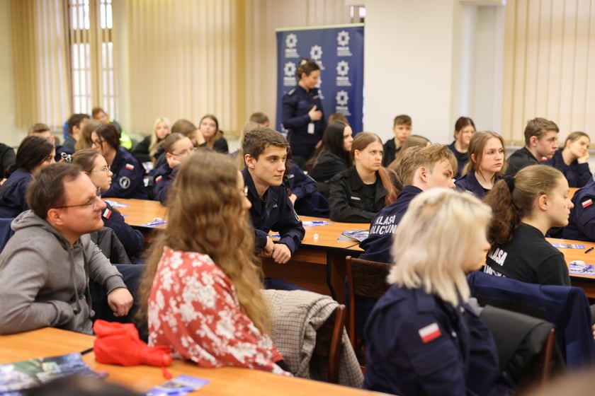 Policja od kuchni, czyli dni otwarte w KMP we Wrocławiu, 27 marca 2023 r.