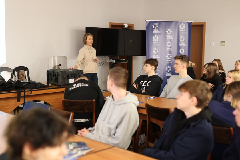 Policja od kuchni, czyli dni otwarte w KMP we Wrocławiu, 27 marca 2023 r.